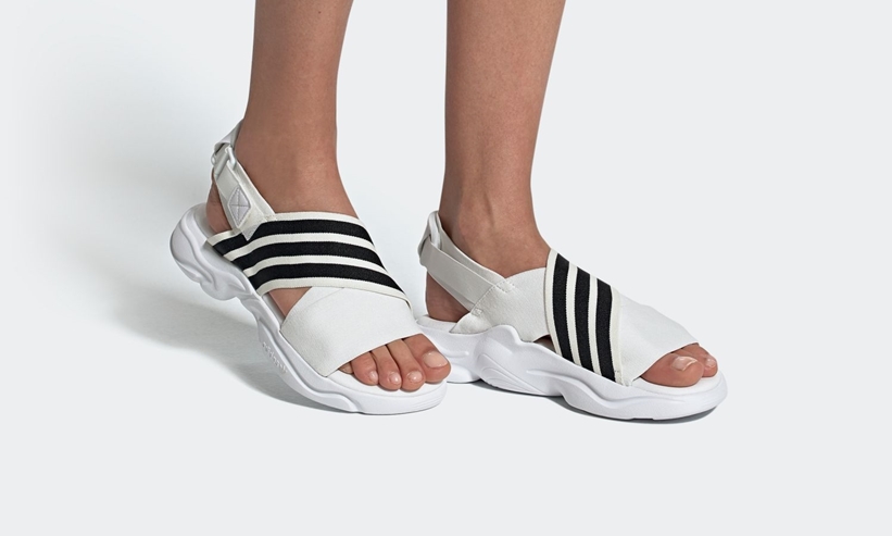 ビーチでスニーカーのように履けるユニセックスサンダル「MAGMUR SANDALS」がアディダスから発売 (adidas Originals) [EF5848,5863,5864]