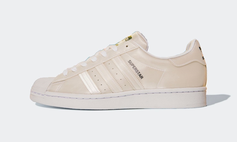 3/7発売！動く度に色が変わる斬新な アディダス オリジナルス スーパースター 2カラー (adidas Originals SUPERSTAR) [FX7780,7781]