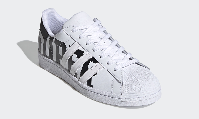 サイドに大きな「SUPERSTAR」を表現したadidas Originals SUPERSTAR “White/Core Black” (アディダス オリジナルス スーパースター “ホワイト/コアブラック”) [FV2816]