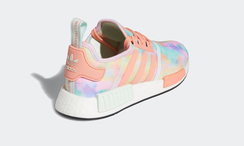 4/2発売！タイダイパターンのadidas Originals WMNS NMD_R1 “Tie dye/Chalk coral” (アディダス オリジナルス ウィメンズ エヌ エム ディー “チョークコーラル”) [FY1271]