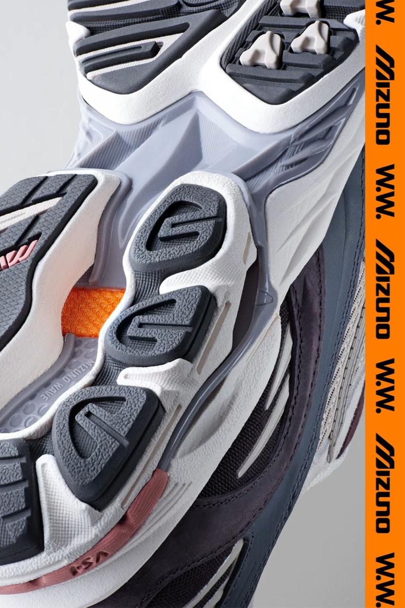 WOOD WOOD × MIZUNO WAVE RIDER 10 “KAZOKU MODEL 25弾”が発売 (ミズノ) [D1GD200655]