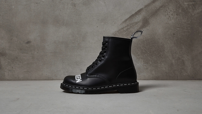 SEX PISTOLS × Dr. Martens 1460 8-EYE BOOT/1461 3-EYE SHOE 2モデルが4/11発売 (セックスピストルズ ドクターマーチン)
