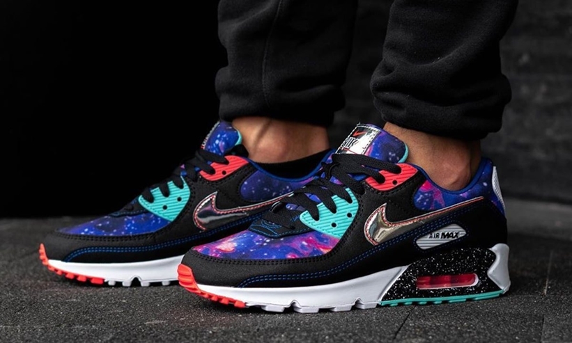 Nike Air Max 90 Galaxy Supernova スニーカー