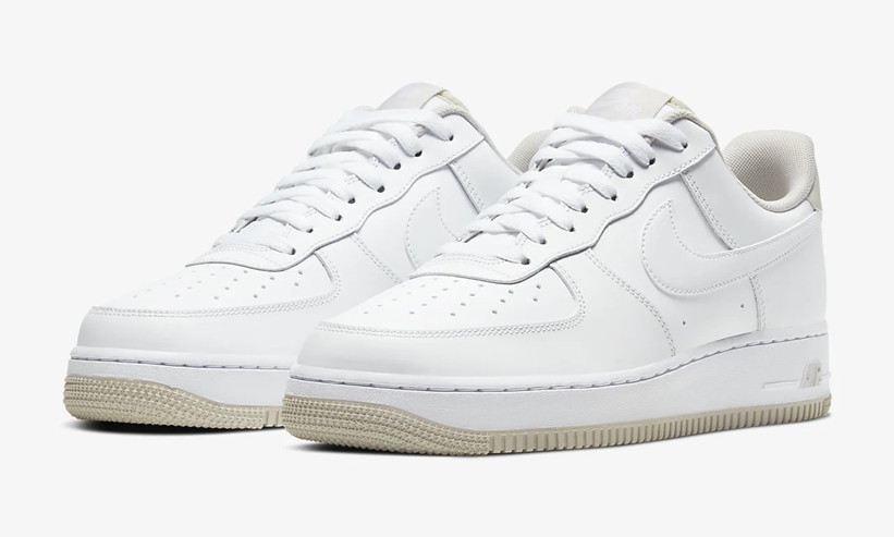 ナイキ エア フォース 1 07 2 ロー “ホワイト/ライトボーン” (NIKE AIR FORCE 1 07 2 LOW “White/Light Bone”) [CJ1380-101]