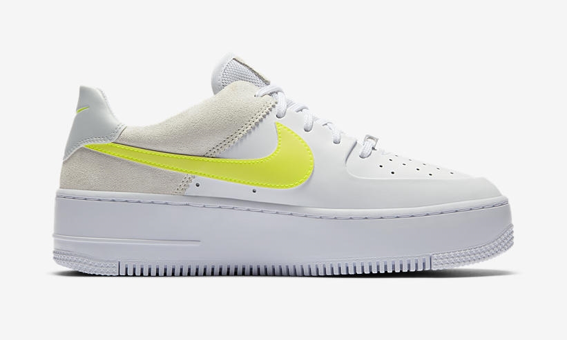 ナイキ ウィメンズ エア フォース 1 セージロー “ホワイト/レモンヴェノム” (NIKE WMNS AIR FORCE 1 SAGE LOW “White/Lemon Venom”) [CW2652-100]