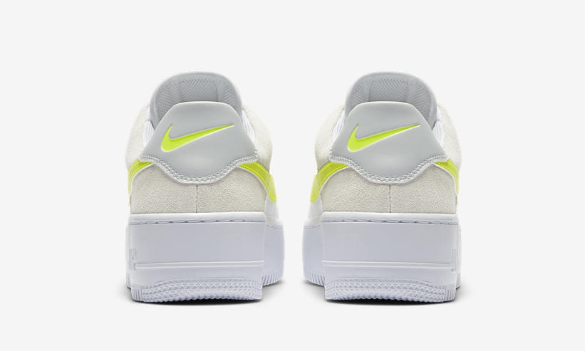 ナイキ ウィメンズ エア フォース 1 セージロー “ホワイト/レモンヴェノム” (NIKE WMNS AIR FORCE 1 SAGE LOW “White/Lemon Venom”) [CW2652-100]