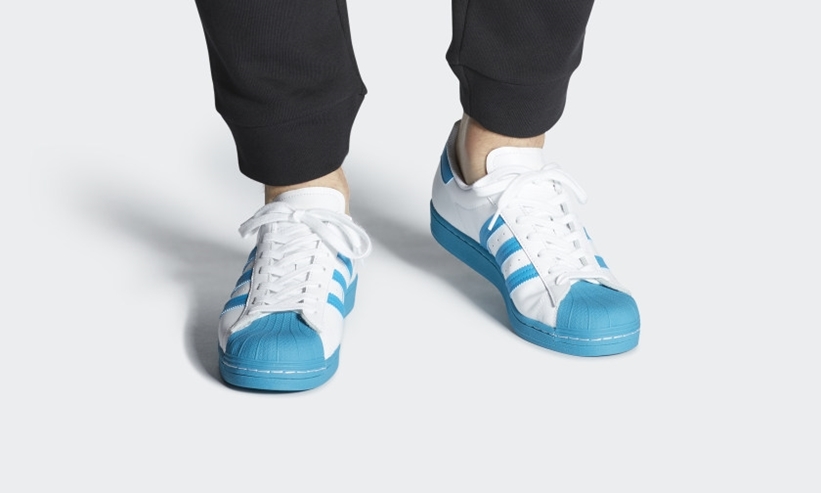 5/15発売！フレッシュなブルーカラーが鮮やかなアディダス オリジナルス スーパースター (adidas Originals SUPERSTAR “Cloud White/Bold Aqua”) [FY2756]