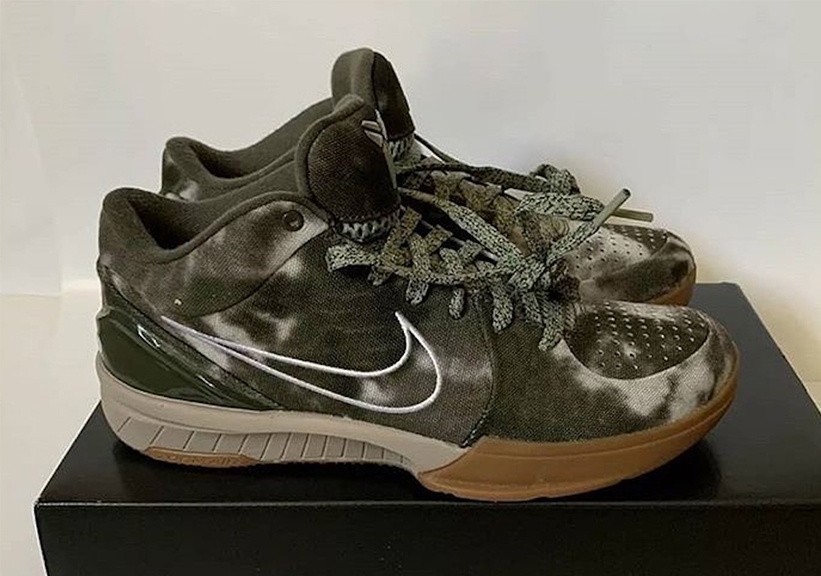 【リーク】UNDEFEATED × NIKE KOBE 4 PROTORO PE “Olive/Tye-Dye” (アンディフィーテッド ナイキ コービー 4 プロトロ “オリーブ/タイダイ”)