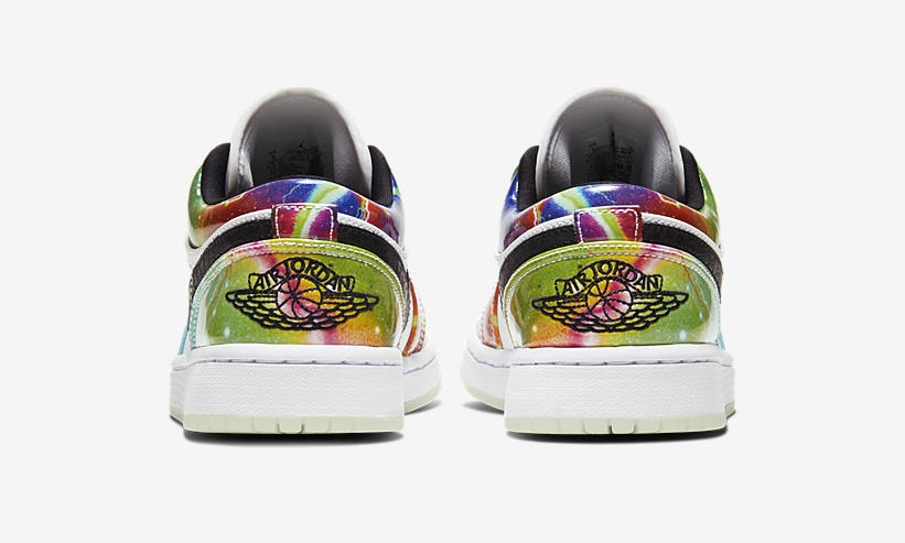 ナイキ ウィメンズ エア ジョーダン 1 ロー “ギャラクシー” (NIKE WMNS AIR JORDAN 1 LOW “Galaxy”) [CW7310-909]