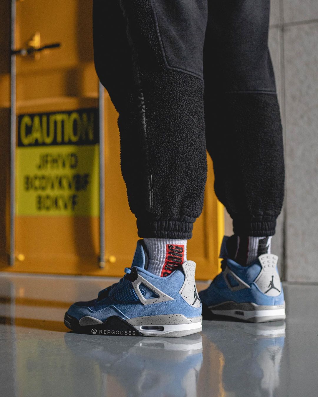 【国内 4/28 発売】ナイキ エア ジョーダン 4 “ユニバーシティブルー/テックグレー” (NIKE AIR JORDAN 4 “University Blue/Tech Grey”) [CT8527-400]