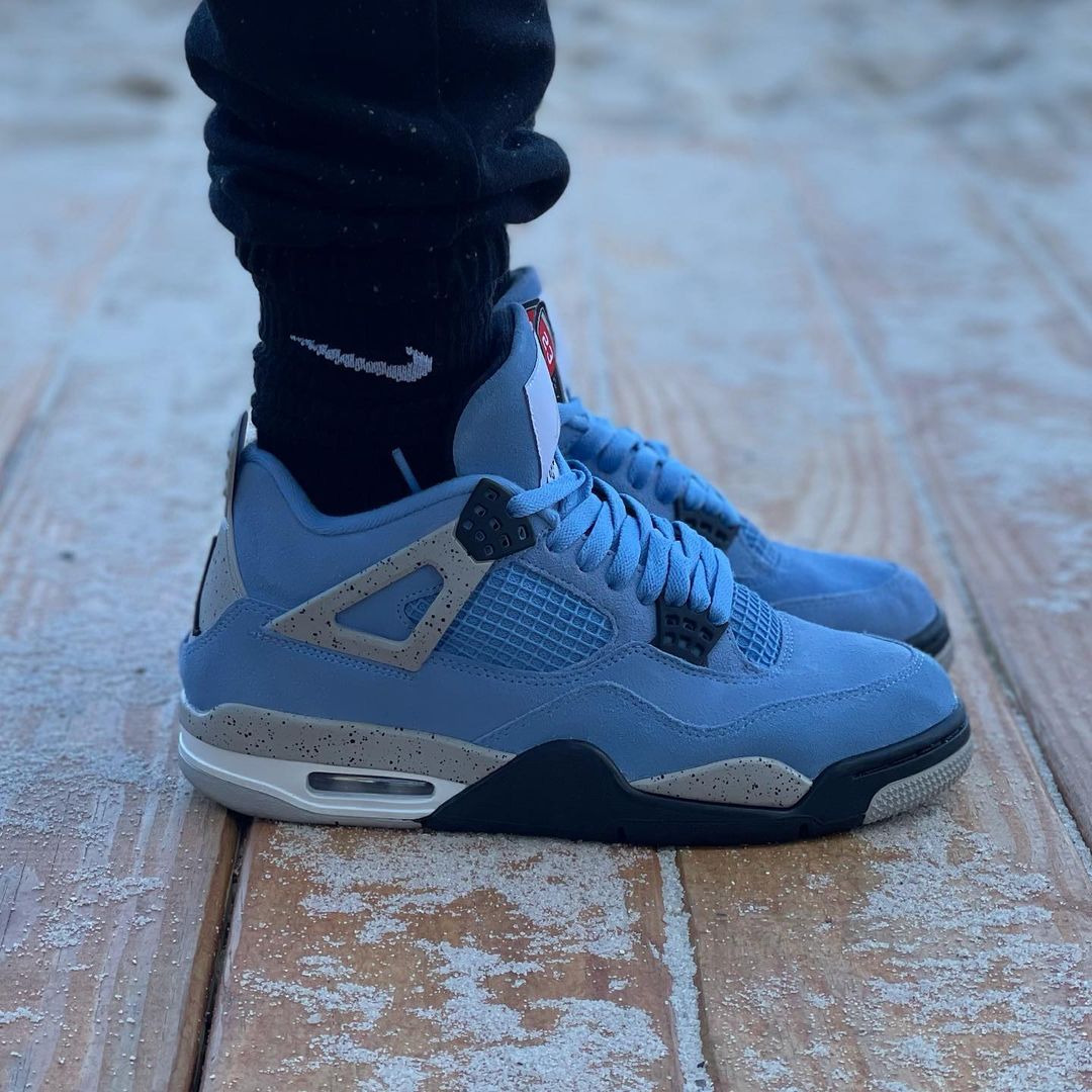 【国内 4/28 発売】ナイキ エア ジョーダン 4 “ユニバーシティブルー/テックグレー” (NIKE AIR JORDAN 4 “University Blue/Tech Grey”) [CT8527-400]