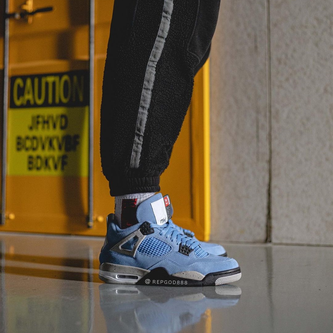 【国内 4/28 発売】ナイキ エア ジョーダン 4 “ユニバーシティブルー/テックグレー” (NIKE AIR JORDAN 4 “University Blue/Tech Grey”) [CT8527-400]