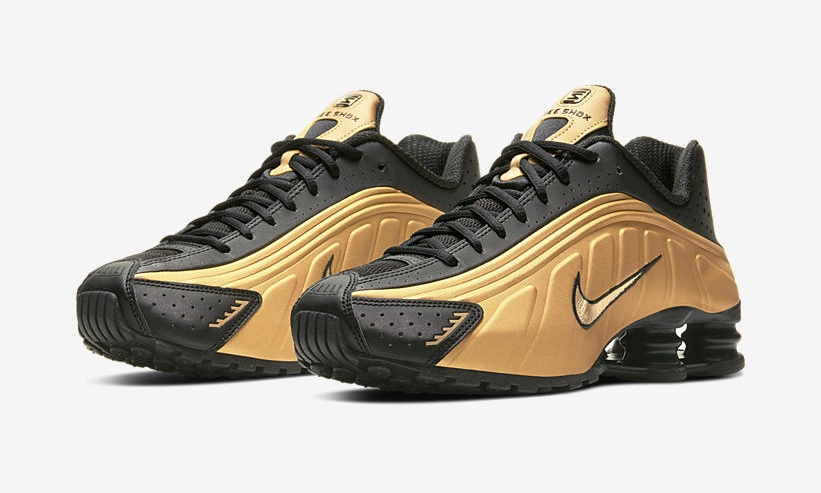 ナイキ ショックス R4 “メタリックゴールド/ブラック” (NIKE SHOX R4 “Metallic Gold/Black”) [104265-702]