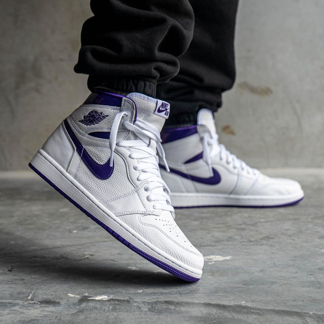 NIKE ナイキ WMNS AIR JORDAN 1 RETRO HIGH OG COURT PURPLE ウィメンズエアジョーダン1レトロハイコートパープルハイカットスニーカー CD0461 151 US9.5 ホワイト