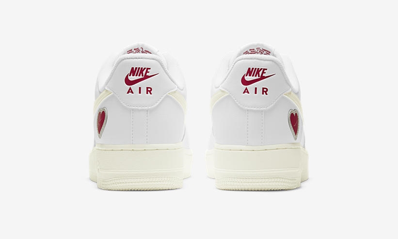 国内 2/6 発売！ナイキ エア フォース 1 07 ロー QS “バレンタイン” (NIKE AIR FORCE 1 07 LOW QS “2021 Valentine”) [DD7117-100]