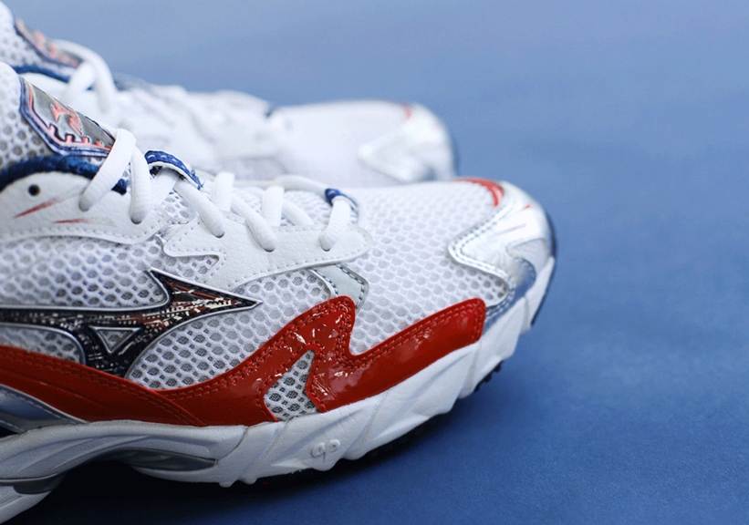 MIZUNO WAVE RIDER 10 OGとして過去のモデルに再びスポットライトを当て6/13から復刻 (ミズノ) [D1GD200162]