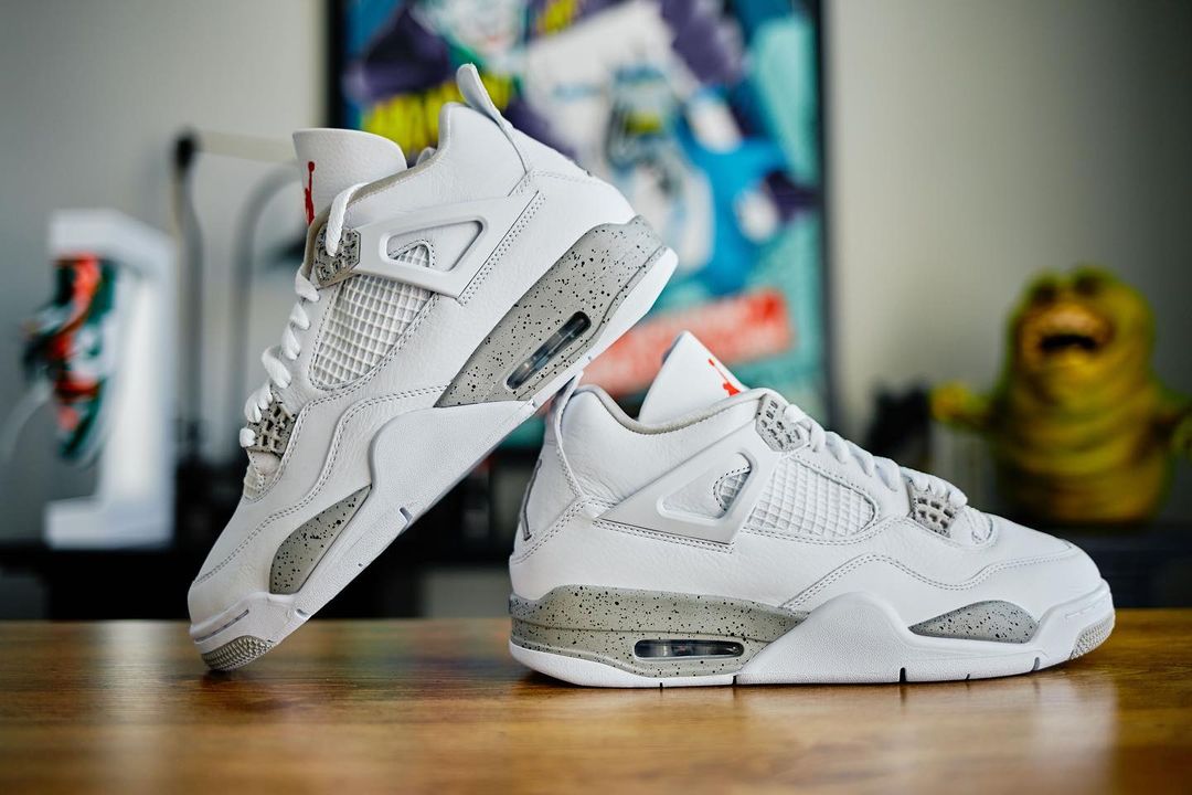 【国内 7/28 発売】ナイキ エア ジョーダン 4 レトロ “ホワイト/テックグレー/ファイヤーレッド” (NIKE AIR JORDAN 4 RETRO “White/Tech Grey/Fire Red”) [CT8527-100]