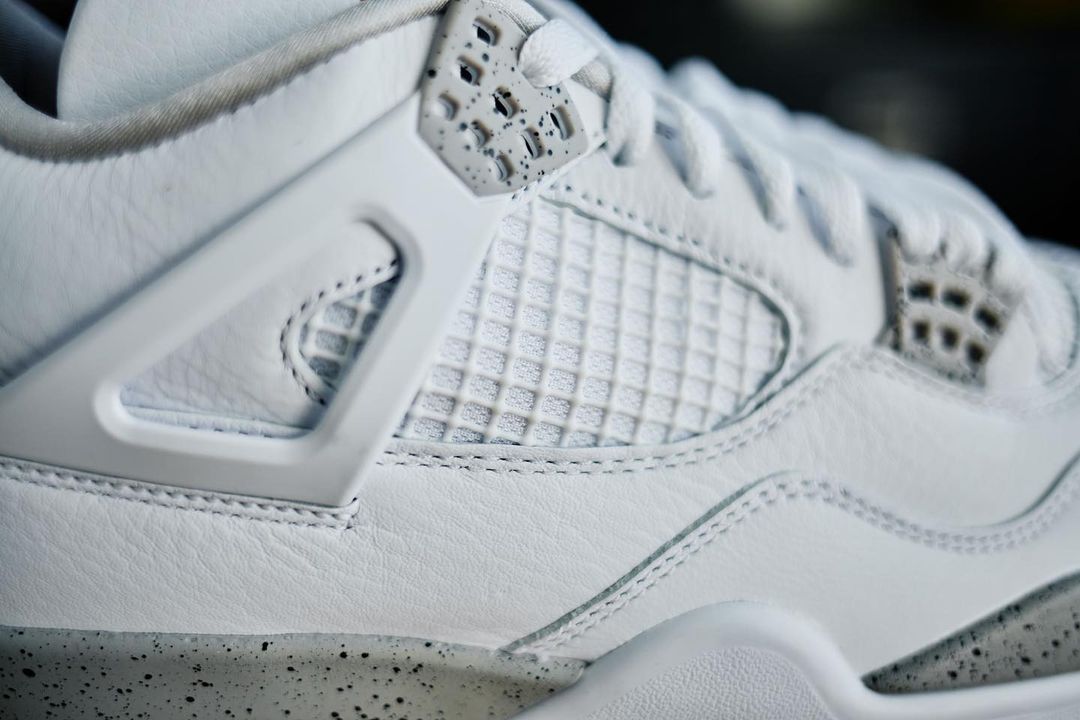 【国内 7/28 発売】ナイキ エア ジョーダン 4 レトロ “ホワイト/テックグレー/ファイヤーレッド” (NIKE AIR JORDAN 4 RETRO “White/Tech Grey/Fire Red”) [CT8527-100]