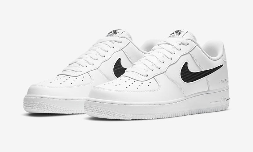 スウッシュをブラックメッシュで表現したナイキ エア フォース 1 ロー “ホワイト/ブラック” (NIKE AIR FORCE 1 LOW “White/Black”) [CZ7377-100]