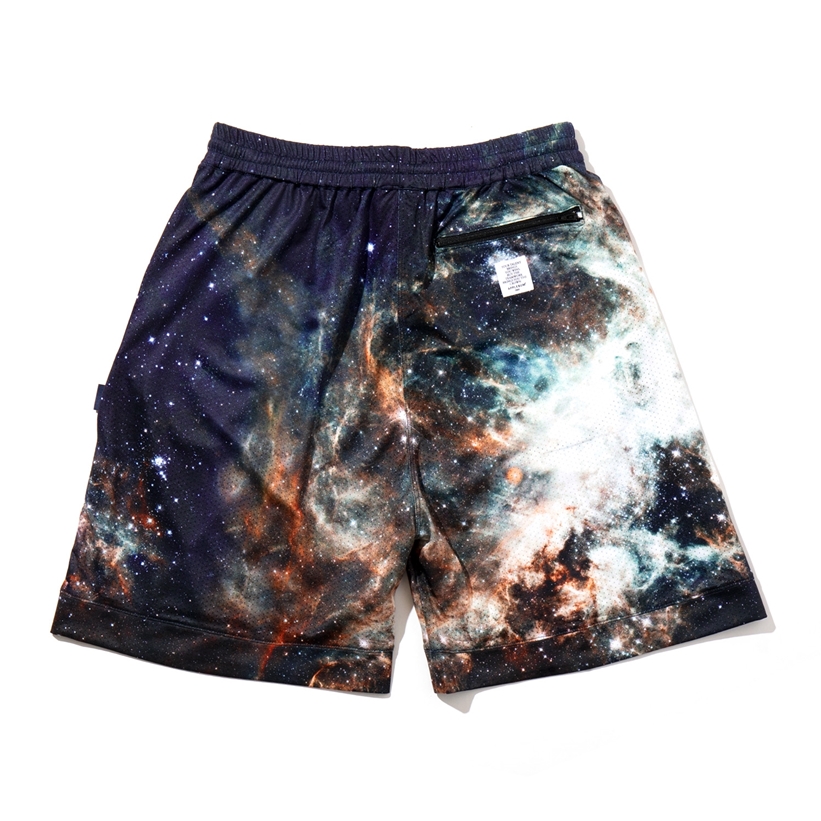 APPLEBUMから輝いた雲の様に見える天体を表現したメッシュショーツ「”Nebula” Basketoball Mesh Shorts」が発売 (アップルバム)