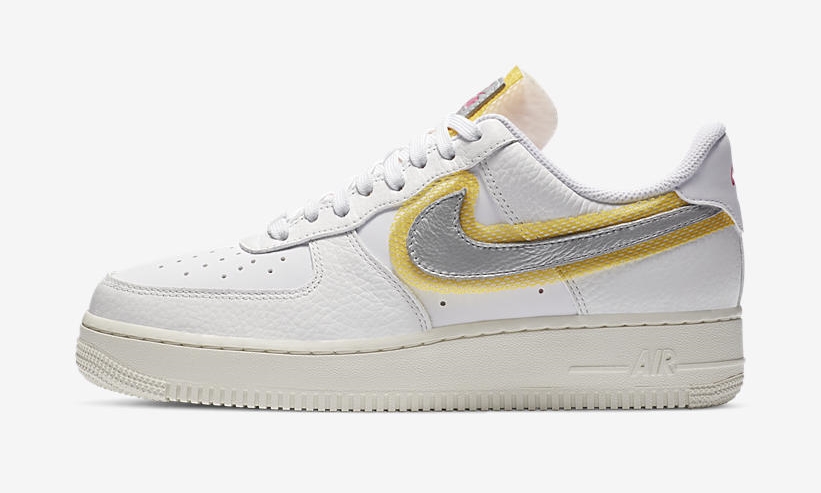 ナイキ エア フォース 1 07 ロー “ホワイト/メタリックシルバー/ユニバーシティゴールド” (NIKE AIR FORCE 1 07 LOW “White/Metallic Silver/University Gold) [CZ8104-100]