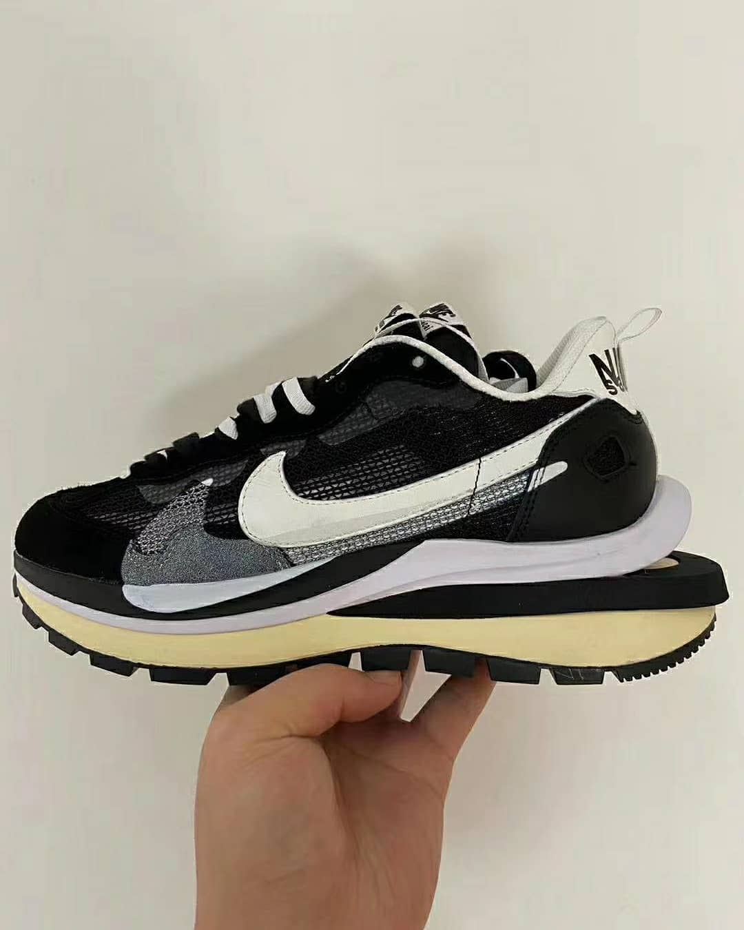 11/6、12/23 発売！sacai x NIKE VAPOR WAFFLE (サカイ ナイキ ヴェイパー ワッフル) [CV1363-001,100,700][DD3035-200]