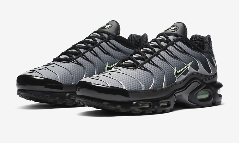 ナイキ エア マックス プラス “ブラック/ライトスモークグレー” (NIKE AIR MAX PLUS “Black/Light Smoke Grey”) [CZ7552-001,002]