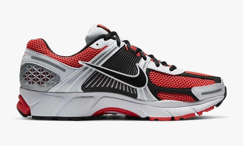 7/15発売！NIKE ZOOM VOMERO 5 SE “Bright Crimson/Metallic Silver” (ナイキ ズーム ボメロ 5 SE “ブライトクリムゾン/メタリックシルバー”) [CZ8667-600]