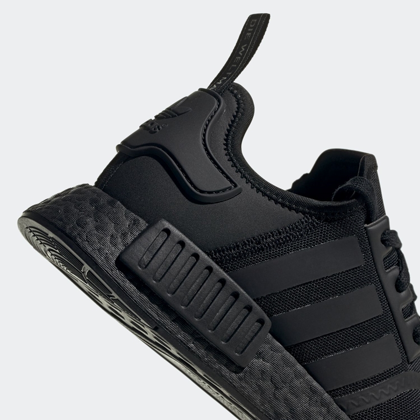 7/16発売！adidas Originals NMD_R1 “Triple Black” (アディダス オリジナルス エヌ エム ディー “トリプルブラック”) [FV9015]