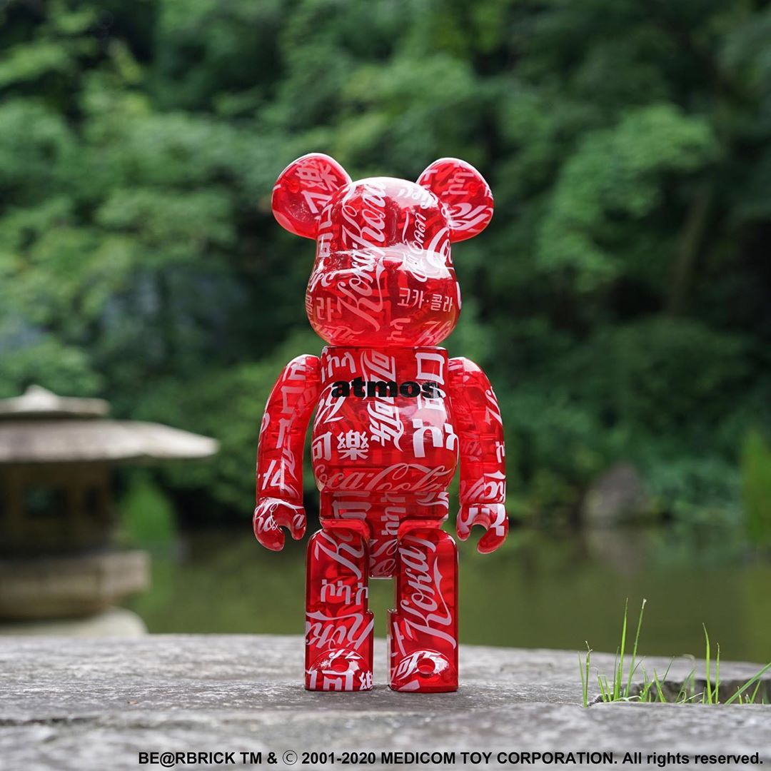 8/1発売！BE@RBRICK × atmos × Coca-Cola 100% & 400% CLEAR BODY RED Ver (ベアブリック アトモス コカコーラ)