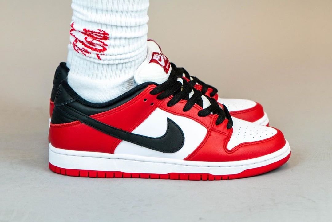 【国内 2024年 4/3 発売】ナイキ SB ダンク ロー プロ “J-パック” “シカゴ” (NIKE SB DUNK LOW PRO “J-Pack” “Chicago”) [BQ6817-600]