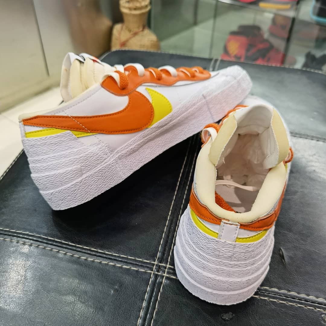 【国内 6/10、7/29 発売】sacai x NIKE BLAZER LOW 4カラー (サカイ ナイキ ブレーザー ロー) [DD1877-001,002,100,200]