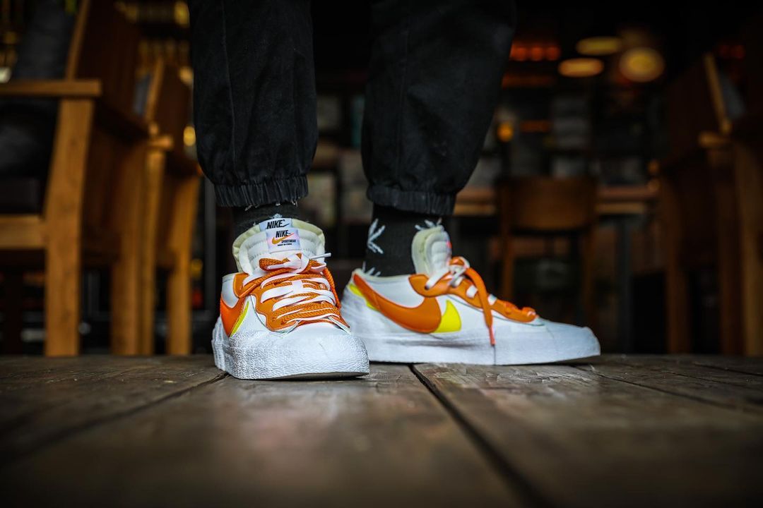 【国内 6/10、7/29 発売】sacai x NIKE BLAZER LOW 4カラー (サカイ ナイキ ブレーザー ロー) [DD1877-001,002,100,200]