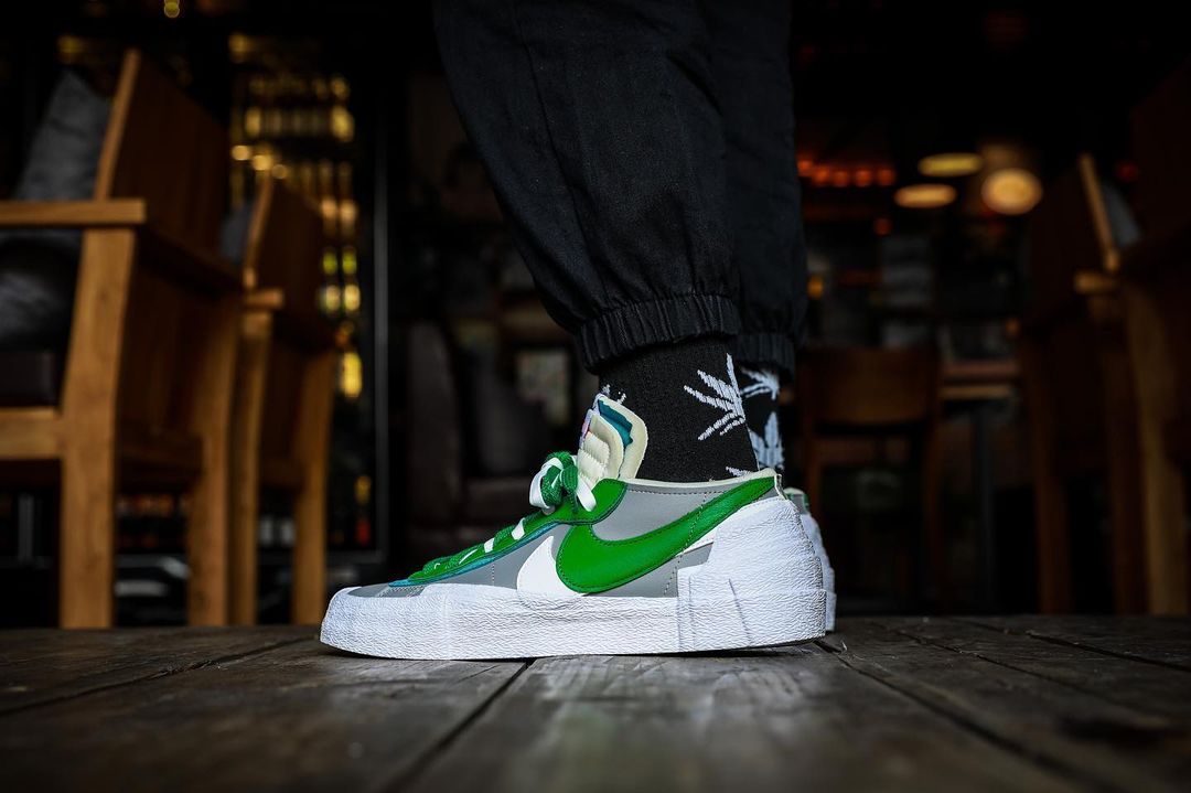 【国内 6/10、7/29 発売】sacai x NIKE BLAZER LOW 4カラー (サカイ ナイキ ブレーザー ロー) [DD1877-001,002,100,200]