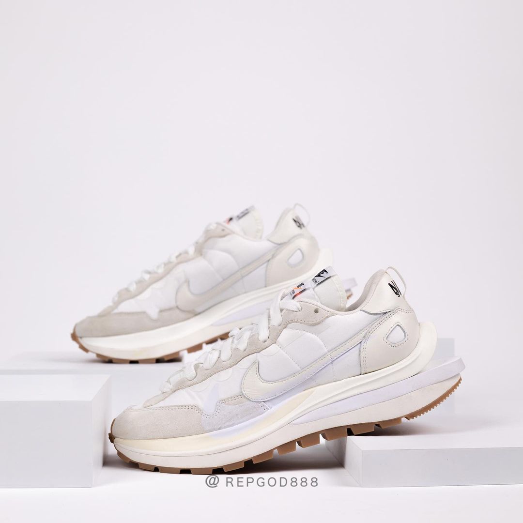 【国内 4/27、3/10 発売予定】sacai x NIKE VAPOR WAFFLE 4カラー (サカイ ナイキ ヴェイパー ワッフル) [DD1875-001,100,200,500]