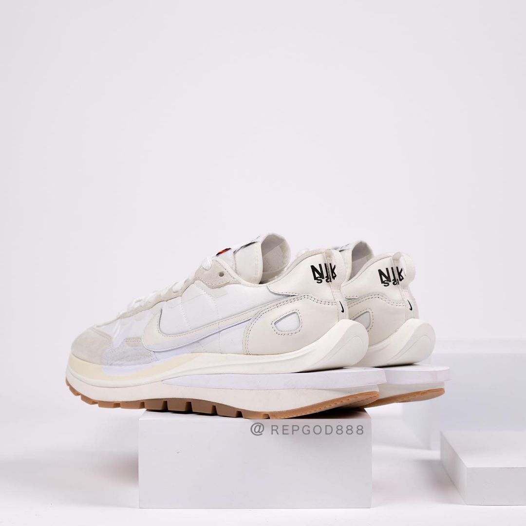 【国内 4/27、3/10 発売予定】sacai x NIKE VAPOR WAFFLE 4カラー (サカイ ナイキ ヴェイパー ワッフル) [DD1875-001,100,200,500]