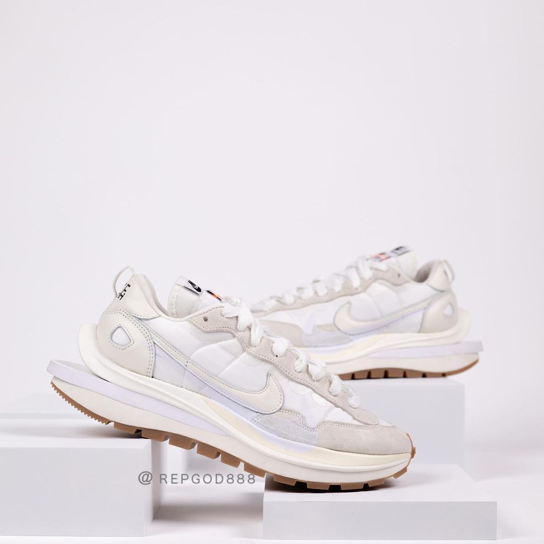 【国内 4/27、3/10 発売予定】sacai x NIKE VAPOR WAFFLE 4カラー (サカイ ナイキ ヴェイパー ワッフル) [DD1875-001,100,200,500]