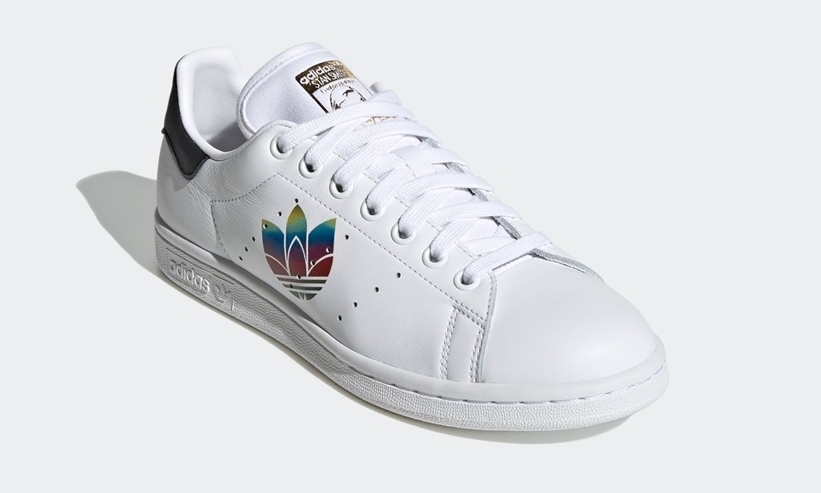 8/7発売！3D加工のメタリックなロゴを配置した アディダス オリジナルス スタンスミス (adidas Originals STAN SMITH “White/Black/Metallic Gold”) [FW2443]