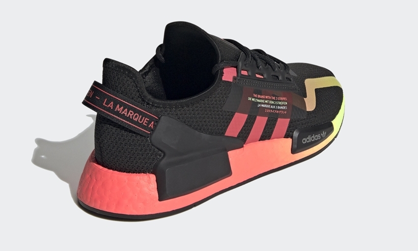 8/30発売！adidas Originals NMD_R1 V2 “Black/Signal Pink/Signal Green” (アディダス オリジナルス エヌ エム ディー ブイツー “ブラック/シグナルピンク/シグナルグリーン”) [FY5918]