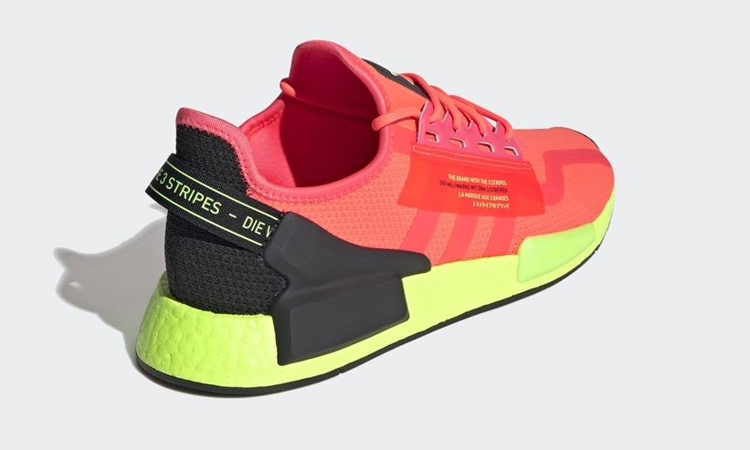 8/30発売！adidas Originals NMD_R1 V2 “Signal Pink/Signal Green” (アディダス オリジナルス エヌ エム ディー ブイツー “シグナルピンク/シグナルグリーン”) [FY5919]