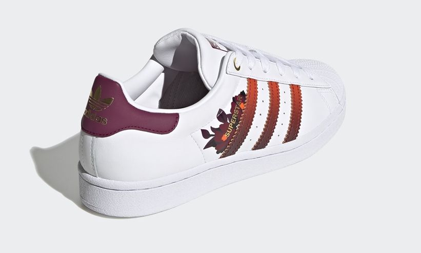 9/10発売！フローラルディップを施した アディダス オリジナルス ウィメンズ スーパースター (adidas Originals WMNS SUPERSTAR “White/Power Berry”) [FW2527]