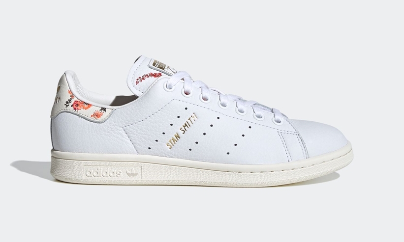 8/27発売！フローラルディテールが印象的な アディダス オリジナルス ウィメンズ スタンスミス (adidas Originals WMNS STAN SMITH “White/Off White”) [FY8734]