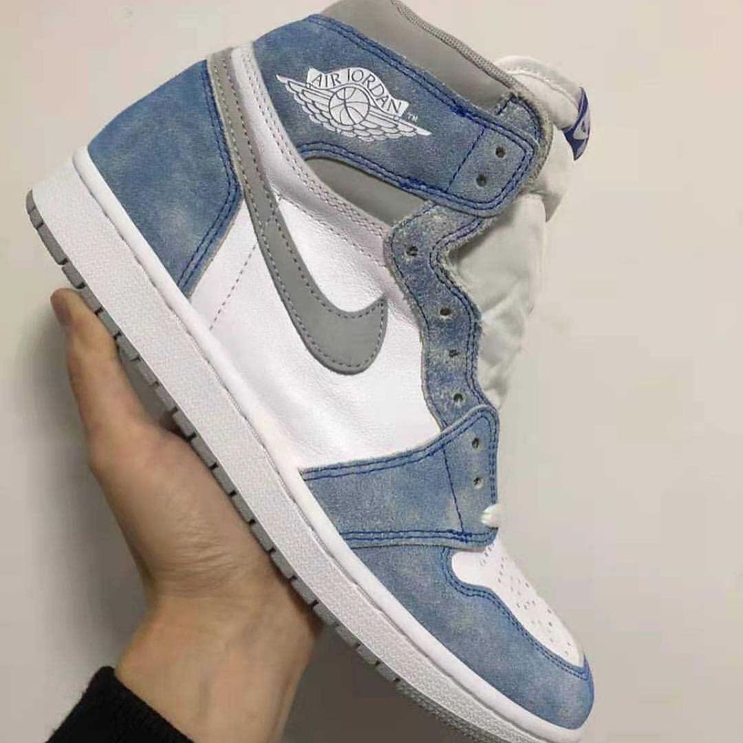 【国内 4/17、4/23 発売】ナイキ エア ジョーダン 1 レトロ ハイ OG “ハイパーロイヤル/ライトスモークグレー” (NIKE AIR JORDAN 1 RETRO HIGH OG “Hyper Royal/Light Smoke Grey”) [555088-402]