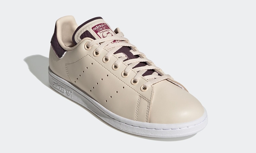 上質なレザーをアッパーに採用したアディダス オリジナルス スタンスミス (adidas Originals STAN SMITH “Linen/Noble Purple”) [FX9068]