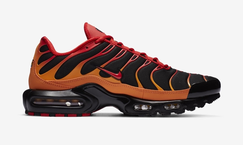 ナイキ エア マックス プラス “ブラック/チリレッド” (NIKE AIR MAX PLUS “Black/Chile Red”) [DA1514-001]