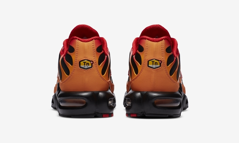 ナイキ エア マックス プラス “ブラック/チリレッド” (NIKE AIR MAX PLUS “Black/Chile Red”) [DA1514-001]