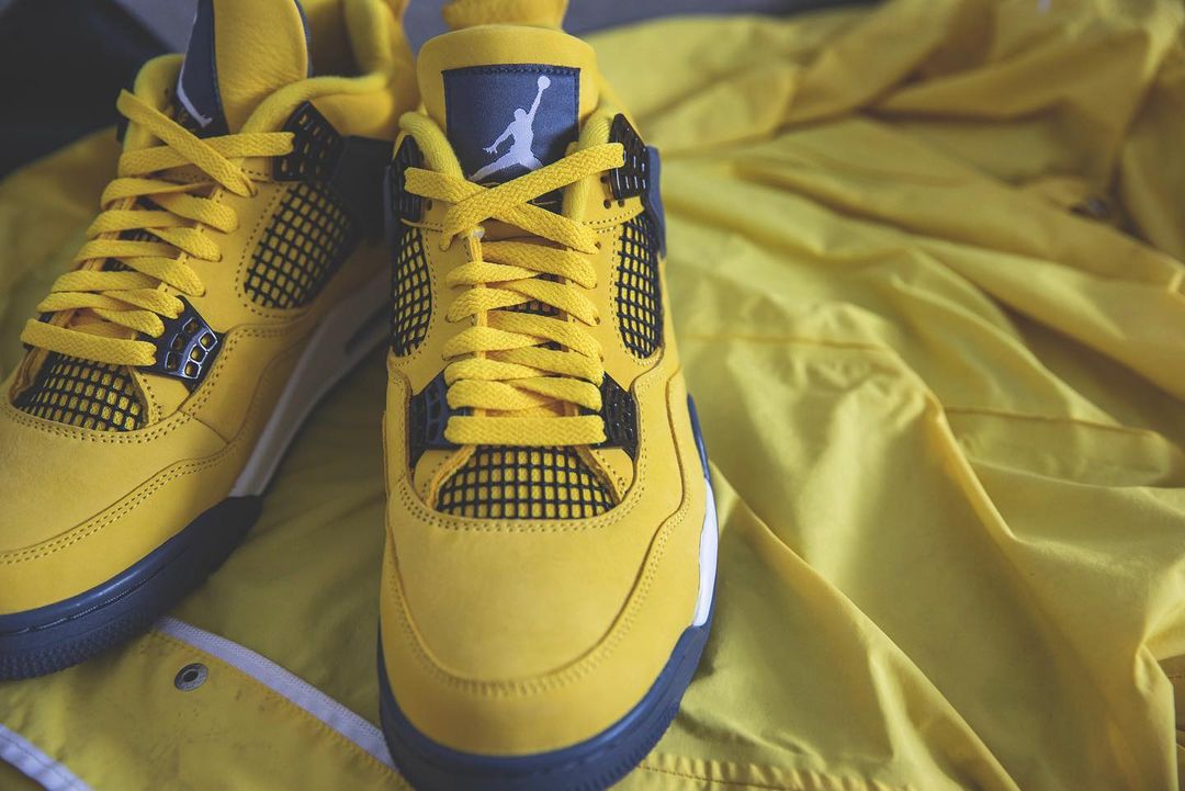 【国内 8/28 発売】ナイキ エア ジョーダン 4 レトロ “ツアーイエロー/ダークブルーグレー” (NIKE AIR JORDAN 4 RETRO “Tour Yellow/Dark Blue Grey”) [CT8527-700]