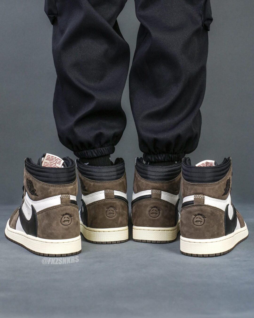 Travis Scott NIKE AIR JORDAN 1 HIGH OG “Reverse Mocha