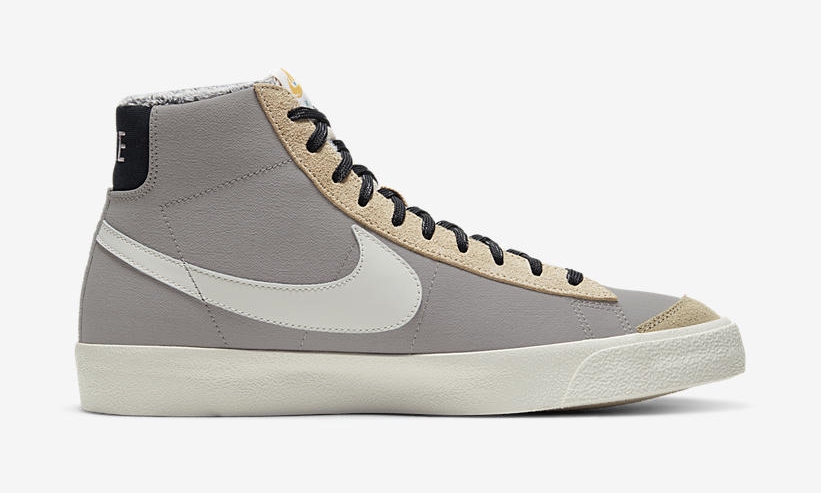 ナイキ ブレーザー ミッド 77 ビンテージ SE “カレッジグレー/ライトボーン” (NIKE BLAZER MID 77 VINTAGE SE “College Grey/Light Bone”) [DC5269-033]