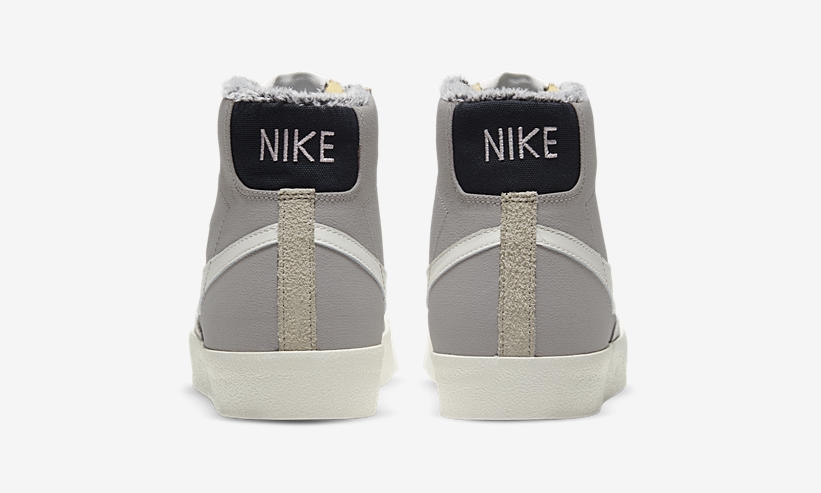 ナイキ ブレーザー ミッド 77 ビンテージ SE “カレッジグレー/ライトボーン” (NIKE BLAZER MID 77 VINTAGE SE “College Grey/Light Bone”) [DC5269-033]